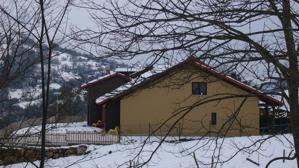 Apartamentos La Senda San Juan de Parres Exteriér fotografie