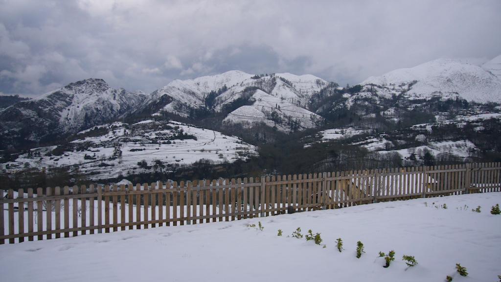 Apartamentos La Senda San Juan de Parres Exteriér fotografie