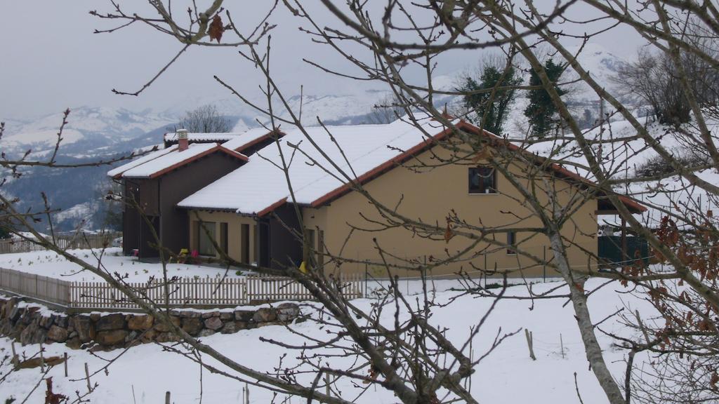 Apartamentos La Senda San Juan de Parres Exteriér fotografie
