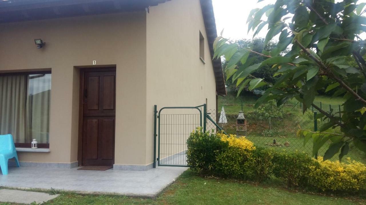 Apartamentos La Senda San Juan de Parres Exteriér fotografie